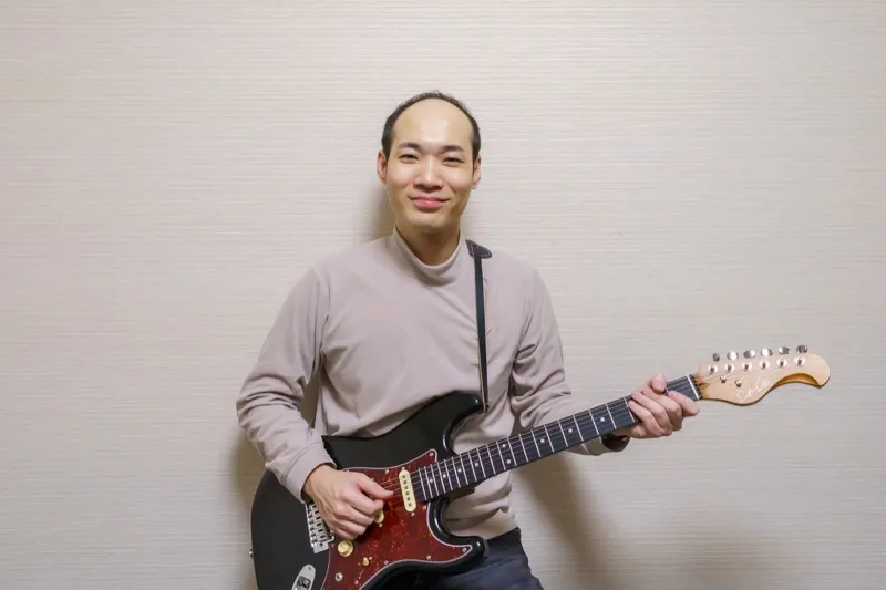 栃木市のギター教室オトノヒの講師：酒井 雄太